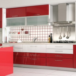 Kırmızı Mutfak Dolabı